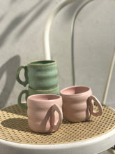 Load image into Gallery viewer, Ritual mug matte pink

